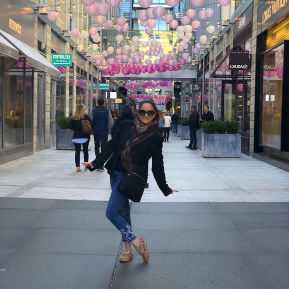 Meet your Posher, - Picture 4 of 4